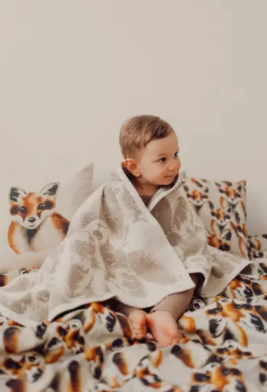 Anno x Metsola Kettunen torkkupeitto - Viltit ja vuodevaatteet - annoMfox3 - 2